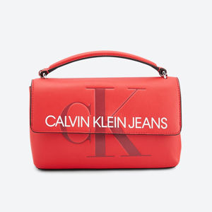 Calvin Klein dámská červená kabelka Monogram